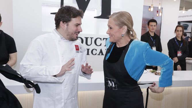 Cifuentes apuesta por los productos y restaurantes madrileños como atracción turística.
