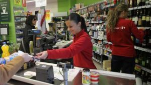 Carrefour da el primer paso hacia la eliminación de los tickets de cajas.