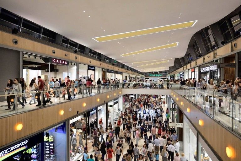 Los centros comerciales recibirán un 25 % más visitas el sábado 7 de enero.
