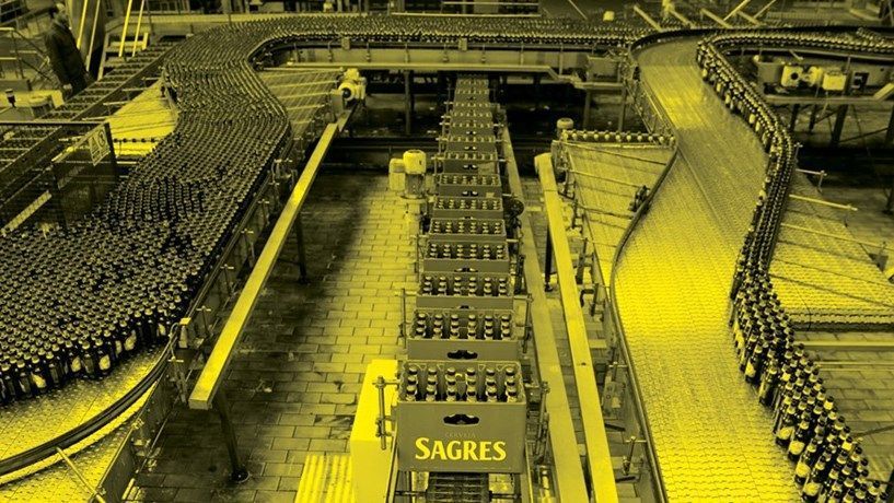 Sagres producida en Angola quiere retomar el volumen de ventas antes de la crisis económica.