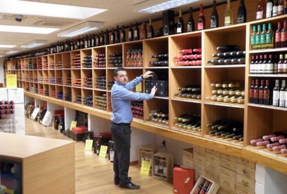 La empresa importadora del 72% de los vinos españoles en Luxemburgo estará en FENAVIN 2017 .
