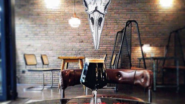 Culto al mundo de la cerveza artesana con estilo propio.