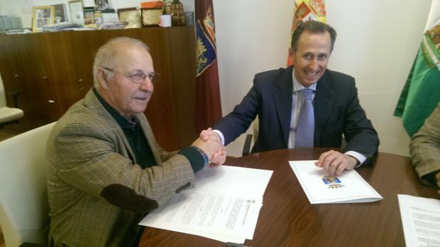 El Ayuntamiento de Chiclana concede 51.840 euros para promocionar el vino.