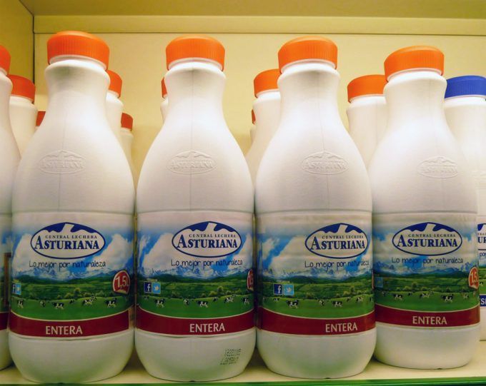 Etiquetado obligatorio del país de origen de la leche y los productos lácteos en España.