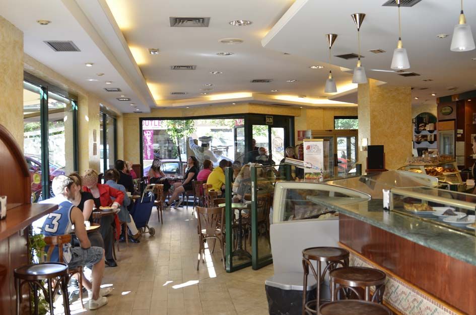 Restaurantes y bares de Colmenar podrán ampliar su horario en carnavales y otras fiestas .