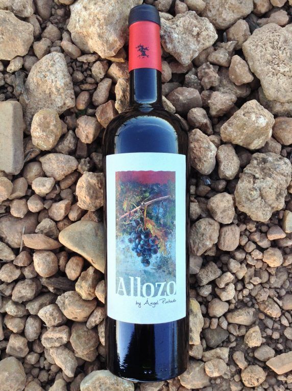 Bodegas Allozo Centro Españolas presenta su nuevo vino Allozo by Angel Pintado.
