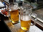 La cerveza incrementa el consumo en hostelería.