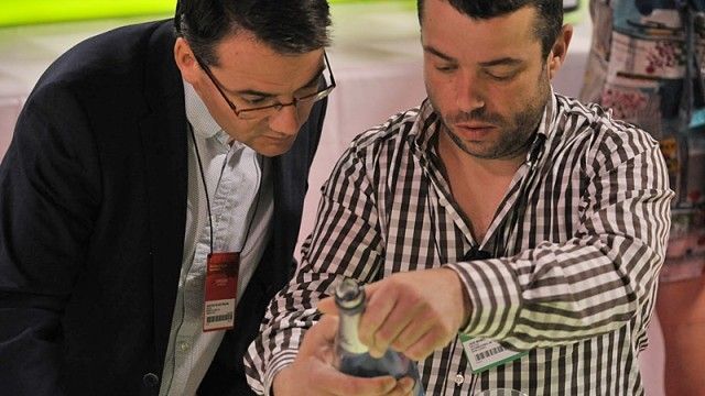 FENAVIN crea sus primeros premios de reconocimiento al cuidado del vino en la hostelería .