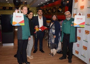 Just Eat entra en el supermercado.