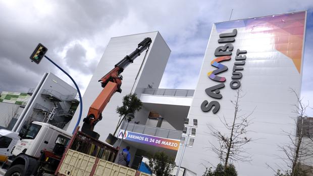 El gigante de los «outlets» abre en Leganés.