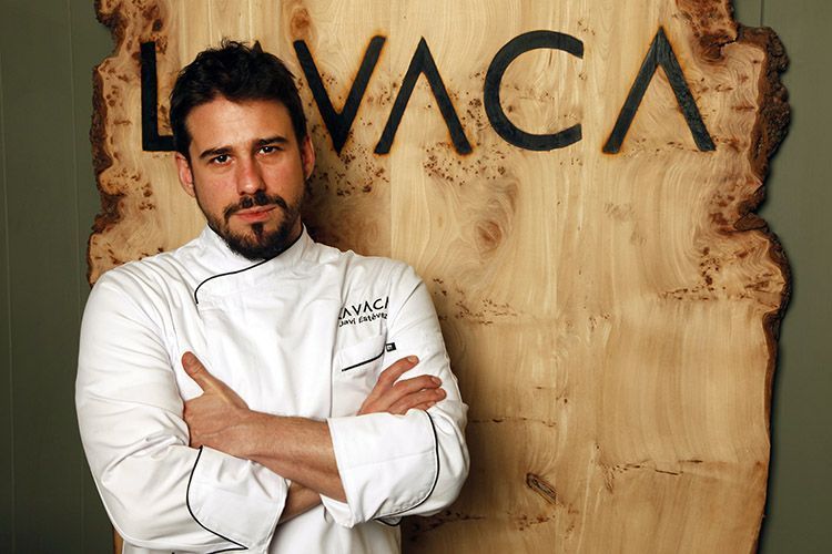 Lavaca ficha al chef Javi Estévez como nuevo director gastronómico.