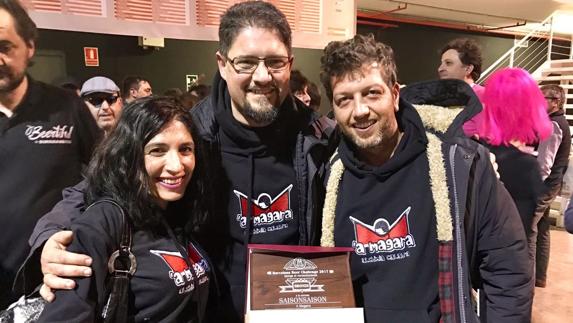 Leonesa premiada en el Barcelona Beer Challenge 2017 con su cerveza artesanal.