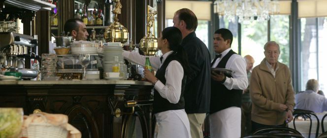 Bares y restaurantes se llevan el 26% del gasto del turista español.