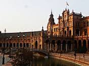La Feria de Productos Ecológicos reúne en Sevilla a 250 expositores.