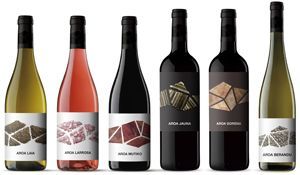 Aroa Bodegas estrena imagen y nuevo vino.