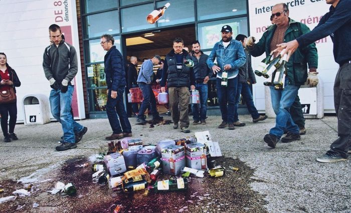 Francia lanza una campaña publicitaria contra vinos españoles.