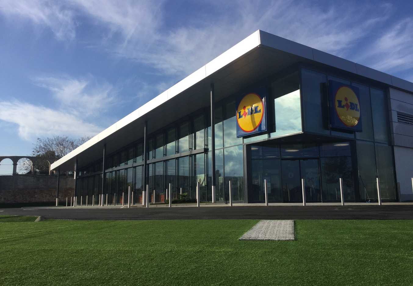 Mercadona y Lidl impulsan un 7,7% la sala de venta en Ibiza.