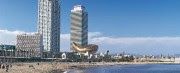 El Gremio de Hoteles estudia acciones legales contra una supuesta red de pisos ilegales en Barcelona.