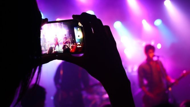 Ganemos quiere impulsar la música en vivo en bares y restaurantes de Jerez.