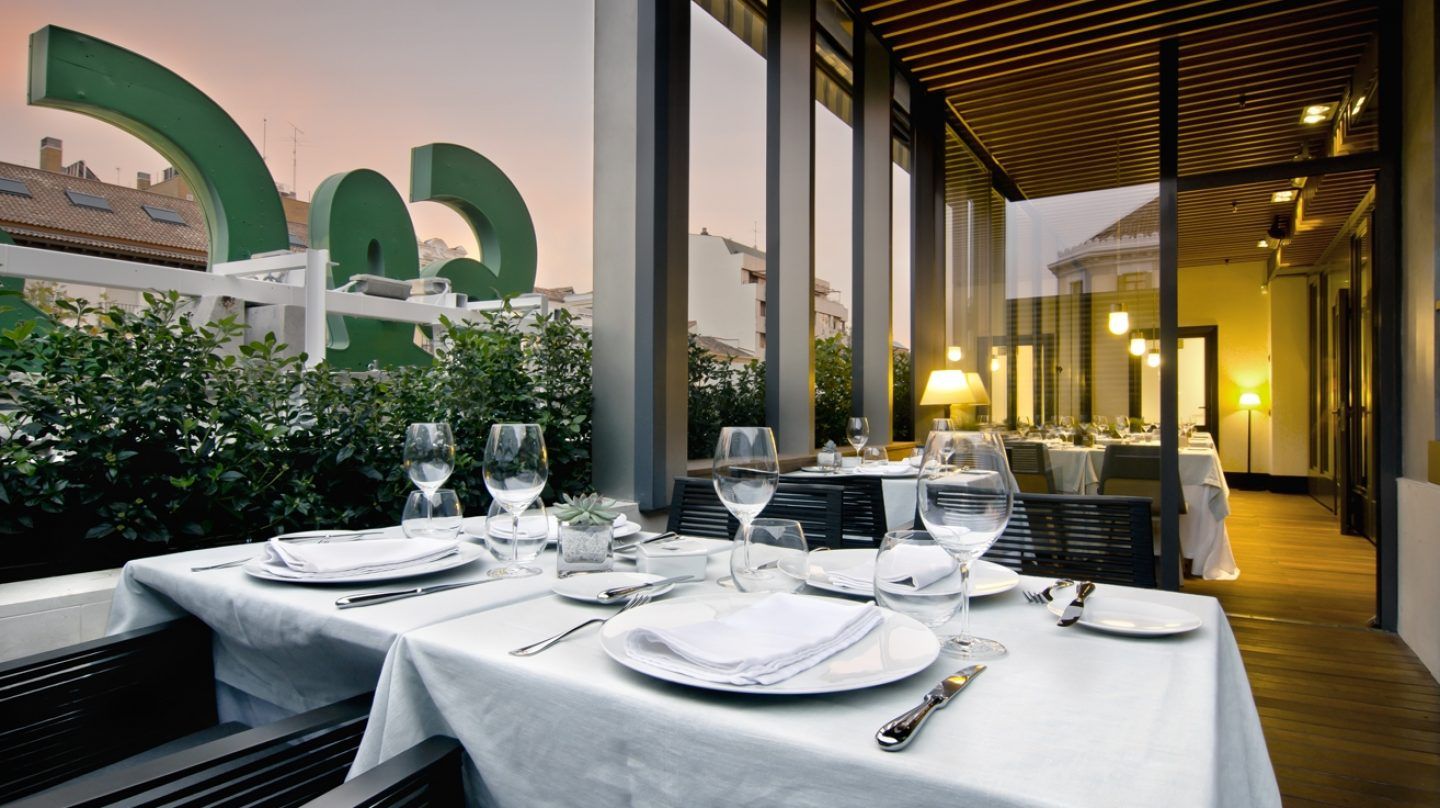 El Corte Inglés duplica en tres años el ratio de visitas a sus cafeterías y restaurantes .