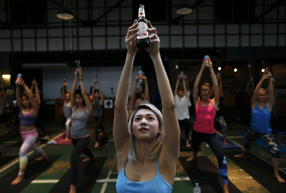 Yoga Beer, la última moda.