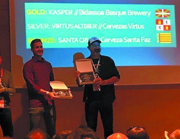 Doble reconocimiento a la cerveza local en Barcelona.