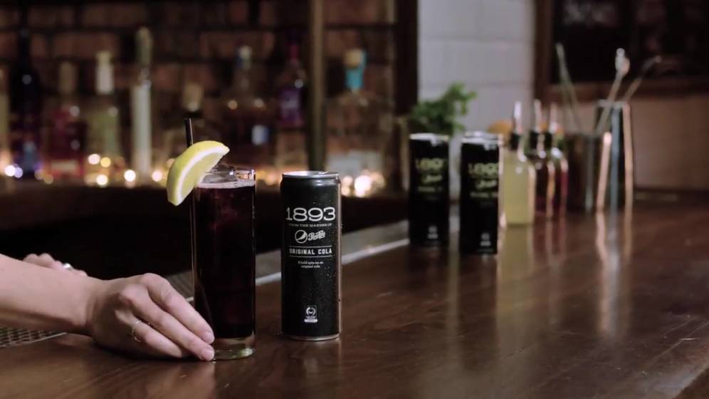 Pepsi descubre el kalimotxo… y lo vende como un combinado de lujo.