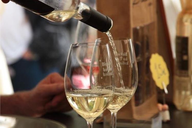 Llega la fiesta del Branque, llega el nuevo txakoli.