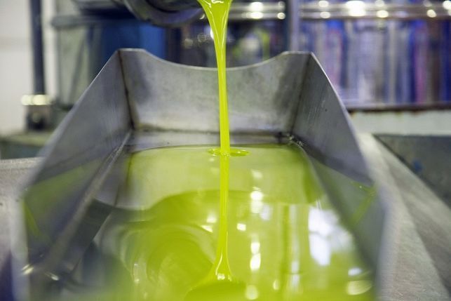 Un laboratorio extremeño entra en la más importante asociación americana de aceite .