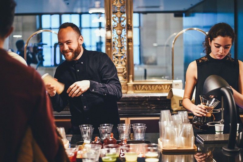 La era digital y el cambio generacional transforman la selección de personal en hostelería y restauración