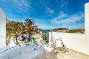 Barceló Hotel Group completa su oferta en Ibiza