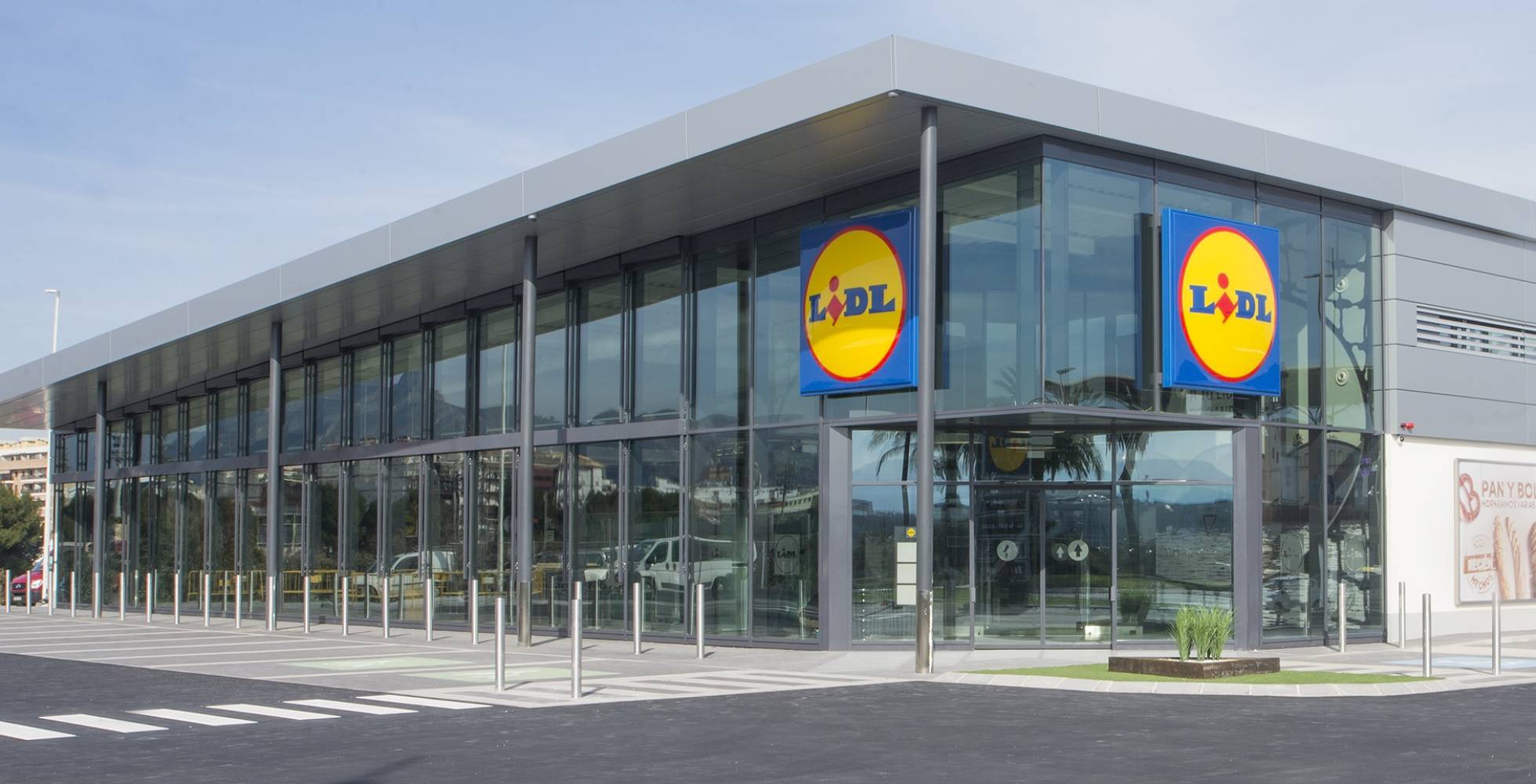 Lidl reducirá en un 33% el contenido de azúcar de sus refrescos de marca blanca