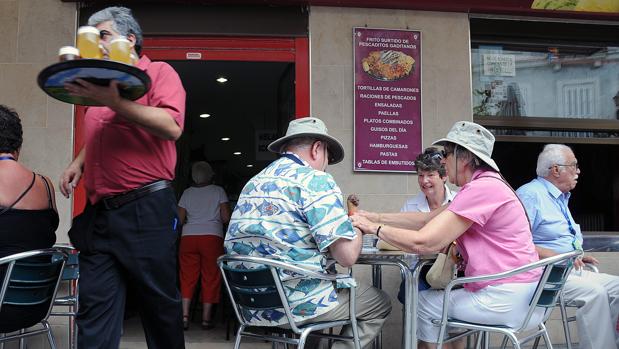 Horeca y sindicatos cierran al fin el convenio de la hostelería
