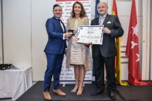 La Sirena recibe el Premio Estrella de Oro por su labor profesional