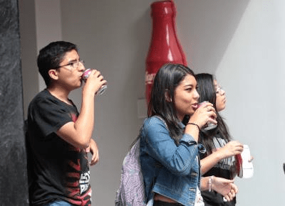 Distribuidores y “súper”, molestos por el impuesto catalán a los refrescos