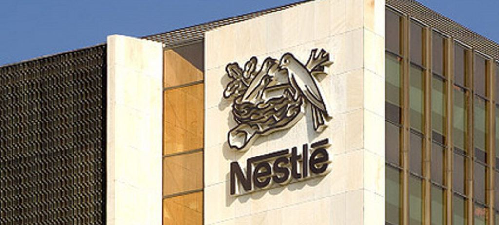 Nestlé enciende a los ganaderos con el precio más bajo de abril