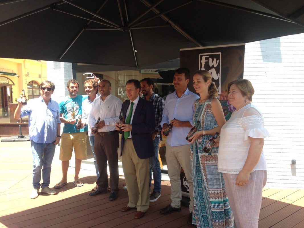 Cuatro emprendedores chiclaneros presentan la cerveza artesana ‘Fulana’