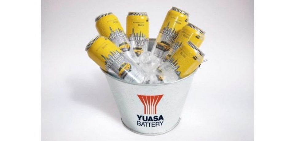 Campaña regalo cerveza Yellow Car Beer por compra de baterías Yuasa