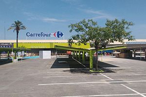 De Eroski a Carrefour: recta final en la reforma de hipermercados