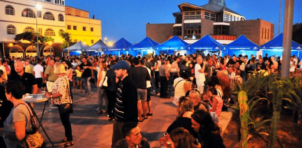 La feria de la cerveza reúne en El Tablero a más de 1.500 personas