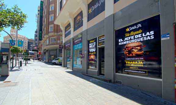 La cadena de hamburgueserías Carl’s Jr. llega a España de la mano de Beer& Food