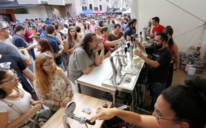 La cerveza artesana toma un año más el Centro de Historias