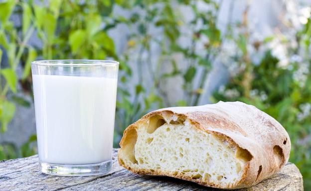 Esta es la mejor leche semidesnatada de España, según la OCU, y de las más baratas