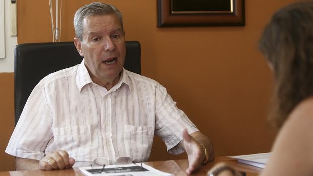 Antonio de María: «Cádiz debe ser segura, estar limpia y tener horarios adaptados al turismo»