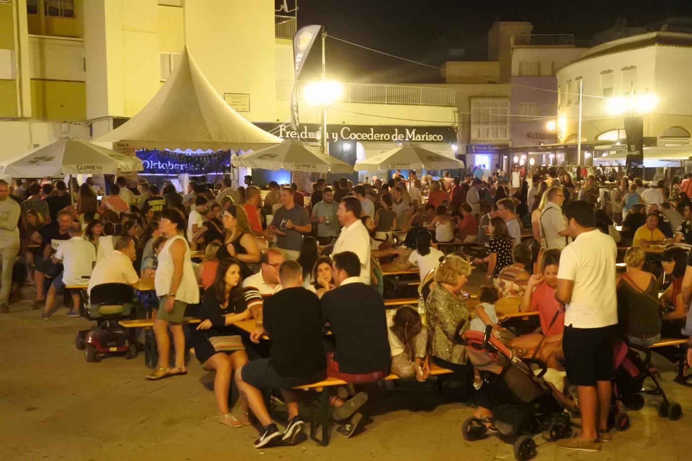Éxito de la primera jornada de la I Feria de la Cerveza