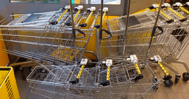 Minicarritos: cómo atraer a los niños a los supermercados