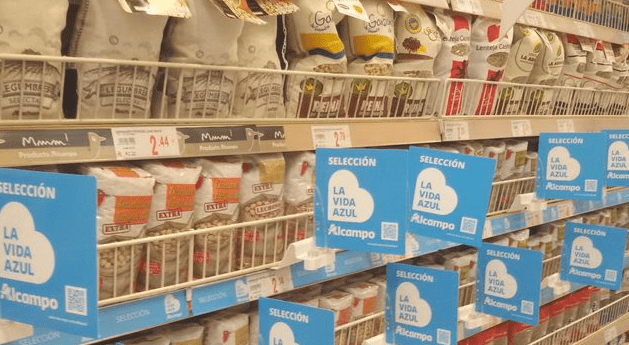 Alcampo le da un toque azul a más de 500 alimentos