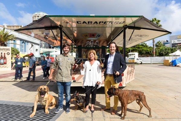 La nueva cerveza Caraperro, protagonista del Tropical Fest de Las Palmas de Gran Canaria