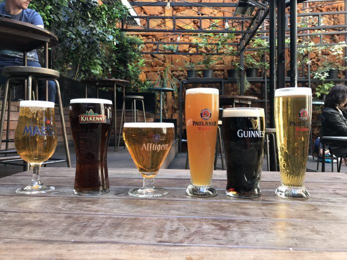 ¡Extra extra! ¡Cerveza GRATIS!