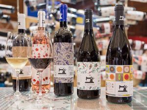 Makro lanza otra colección de vinos La Sastrería